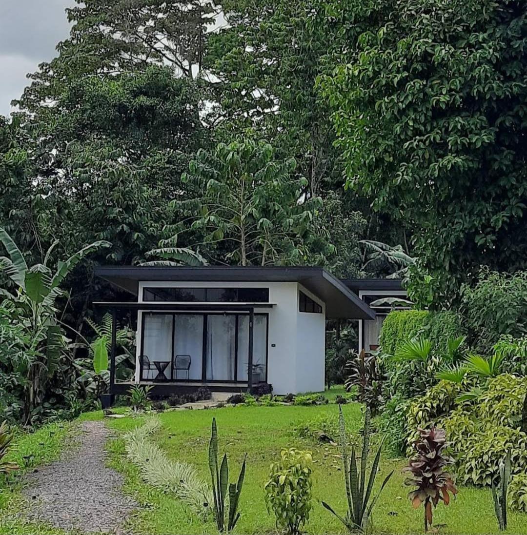 Natura Bungalows La Fortuna Bagian luar foto
